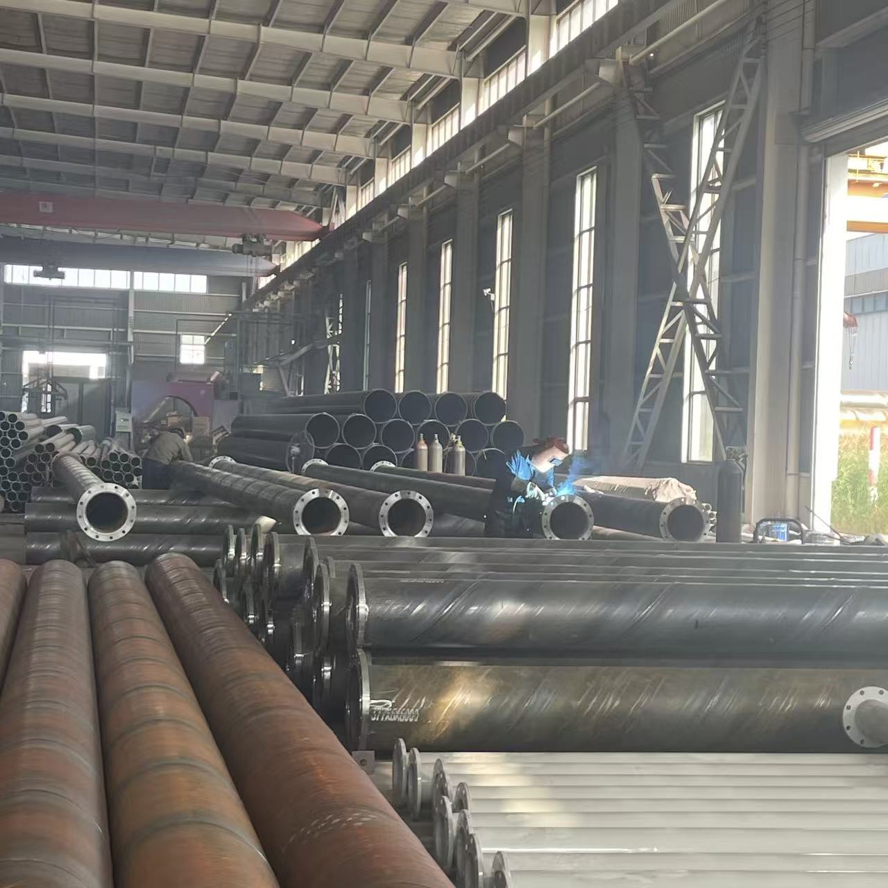 Buying Pipes or Buying Trouble? How Our Custom Services Save Your On-site Processing Costs.